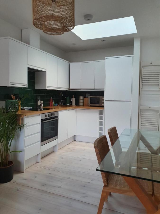 The Taylor Suite - Stunning 2-Ensuite Beds, Cathedral View Roof Garden Truro Exteriér fotografie